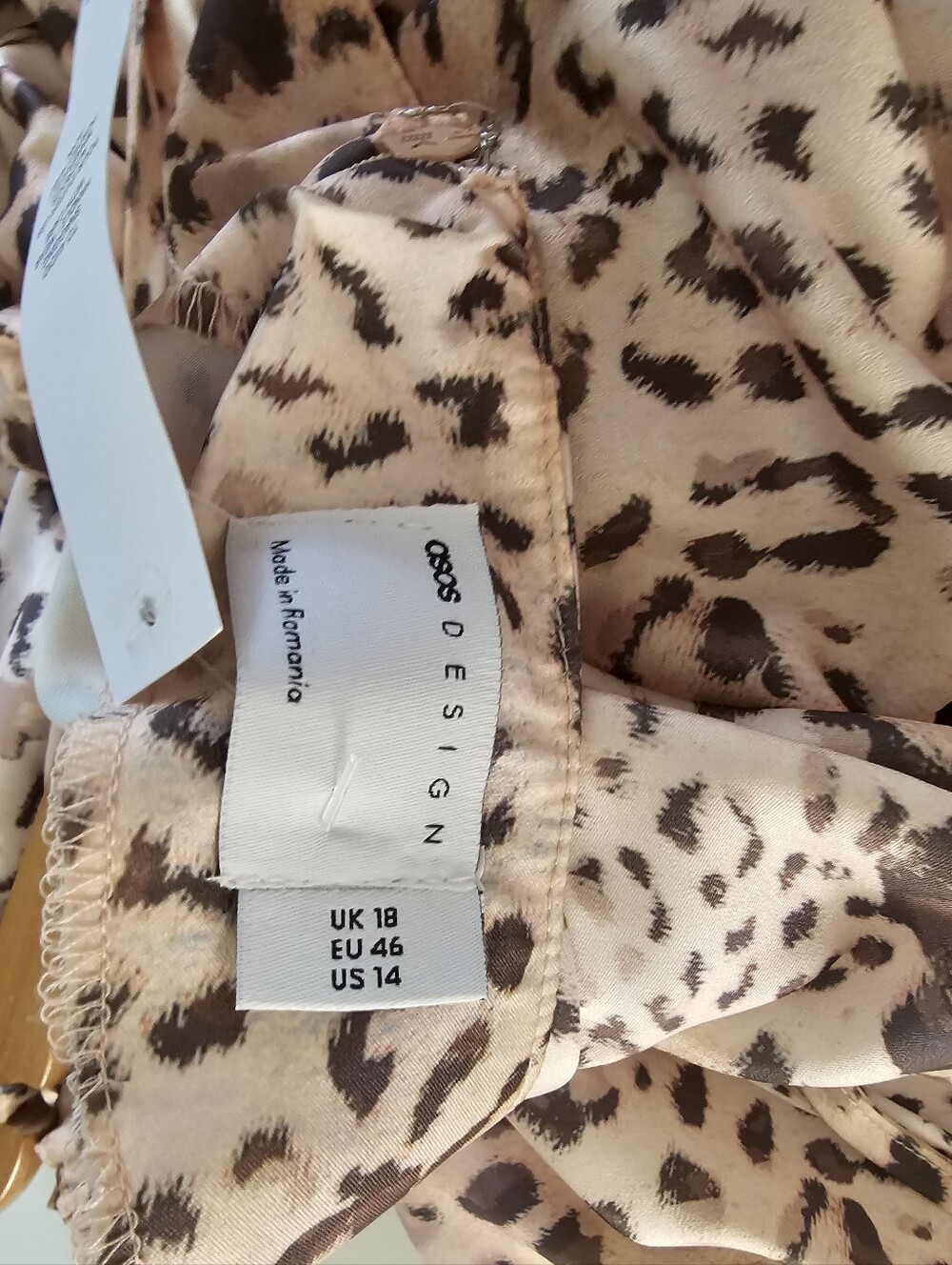 ASOS DESIGN cross font halter satin midi dress with tie back in leopard print - Picture 4 of 6